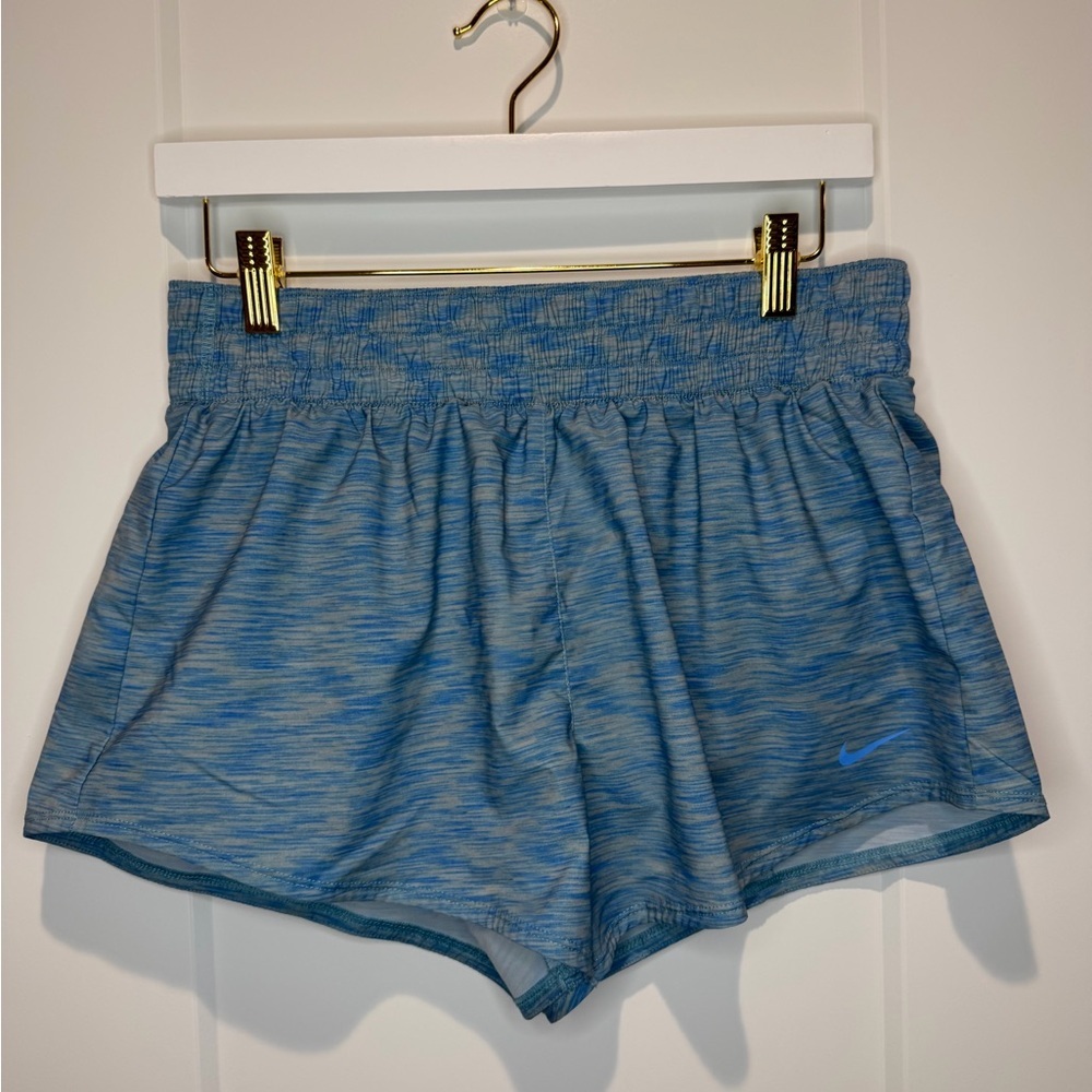 Nike Women's One Dri-FIT Mid-Rise 3" Brief-Lined Shorts in a blue space-dye M